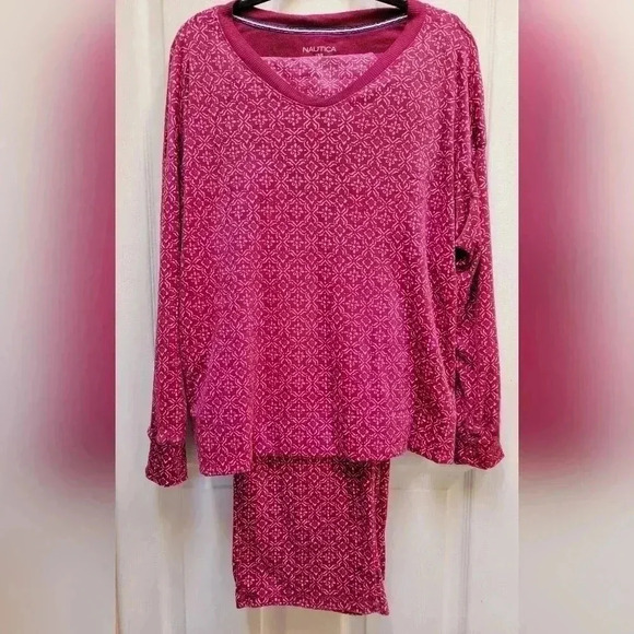 Nautica 2 Piece All Over Print Pajama Set Size Large - Picture 1 of 3